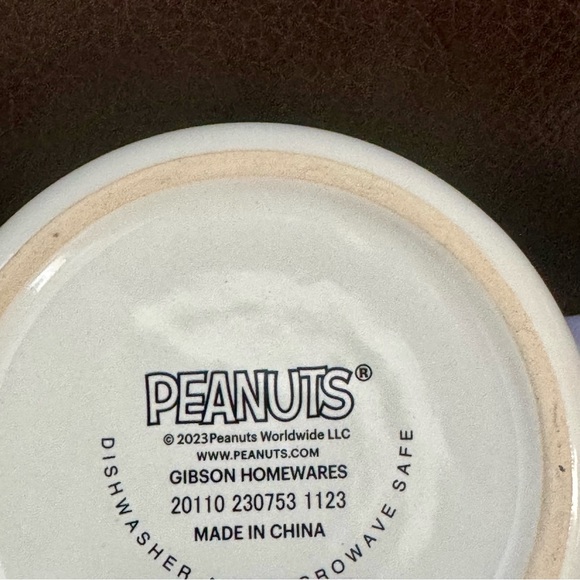 Snoopy with Easter Bunny - Peanuts Ceramic Mug - Picture 10 of 10